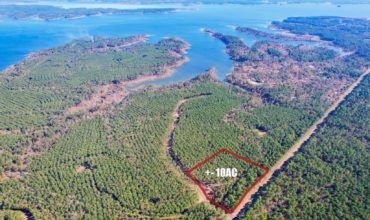 12.48 acres in San Augustine County